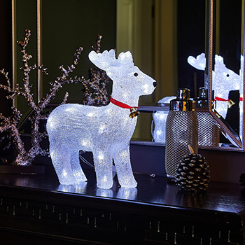 led фигура Uniel ULD-M3739-040/STA White IP20 Deer - пример использования