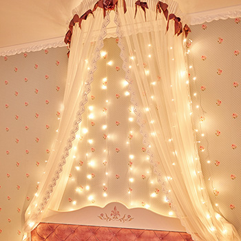 гирлянда-занавес 2 х 3 м Neon-Night 235-066 - пример использования