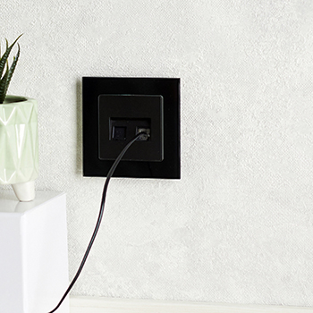 электроустановочные изделия IEK Brite - пример установки