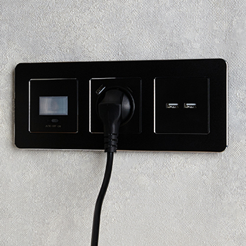 электроустановочные изделия IEK Brite - пример установки