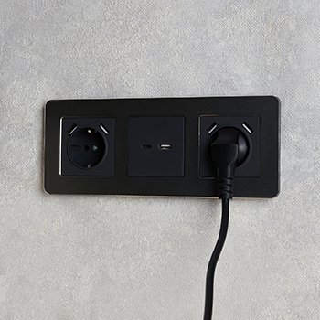 электроустановочные изделия IEK Brite - пример установки