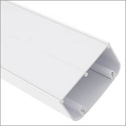 кабель-канал настенный DKC 09501 In-liner Front - вид с тыльной стороны